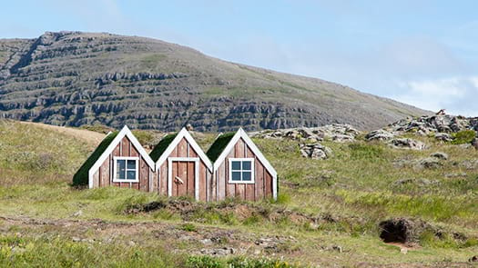 icelandic-traditional-houses