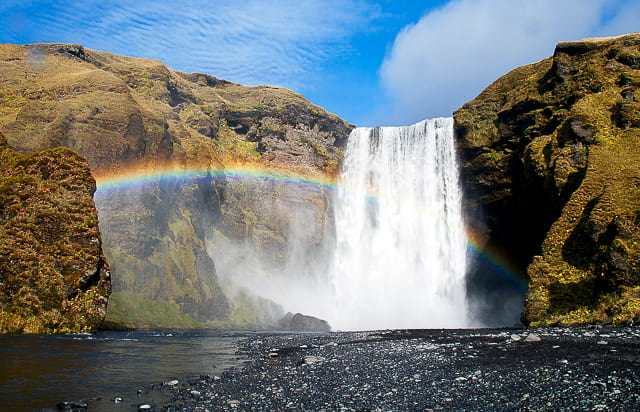 majestic-skogafoss-waterfall-game-of-thrones