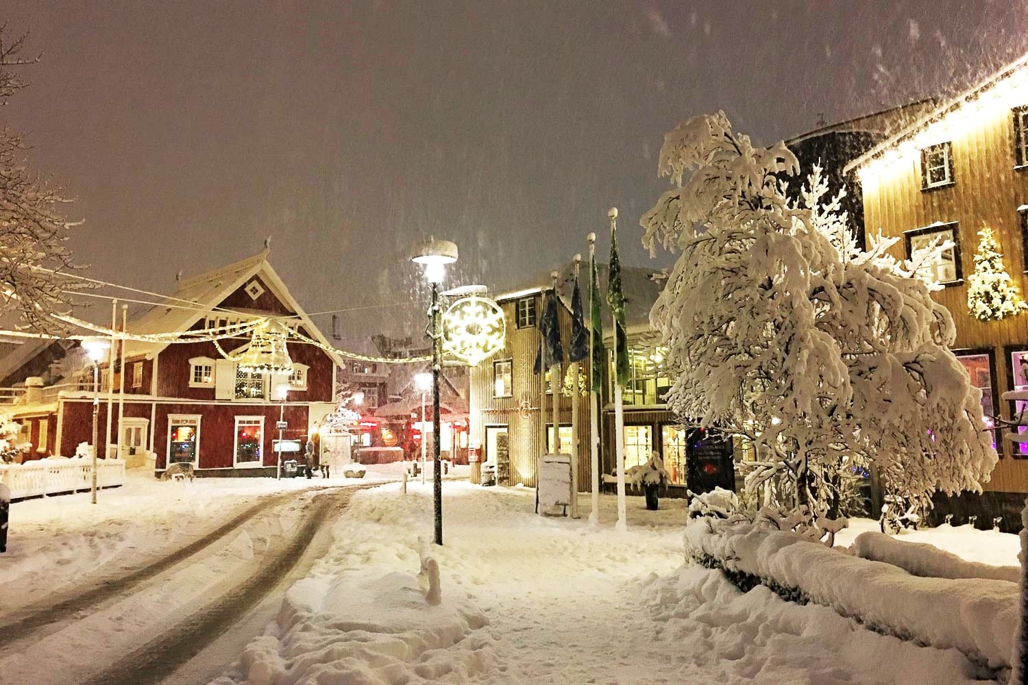 Christmas Reykjavik in snow