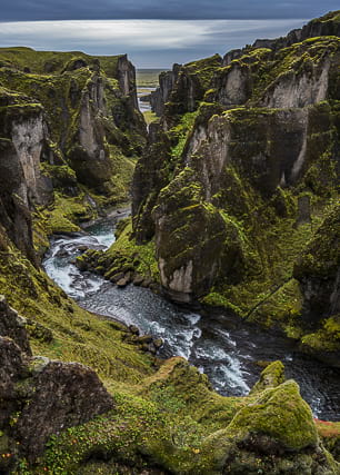 fjadrargljufur-canyon-iceland