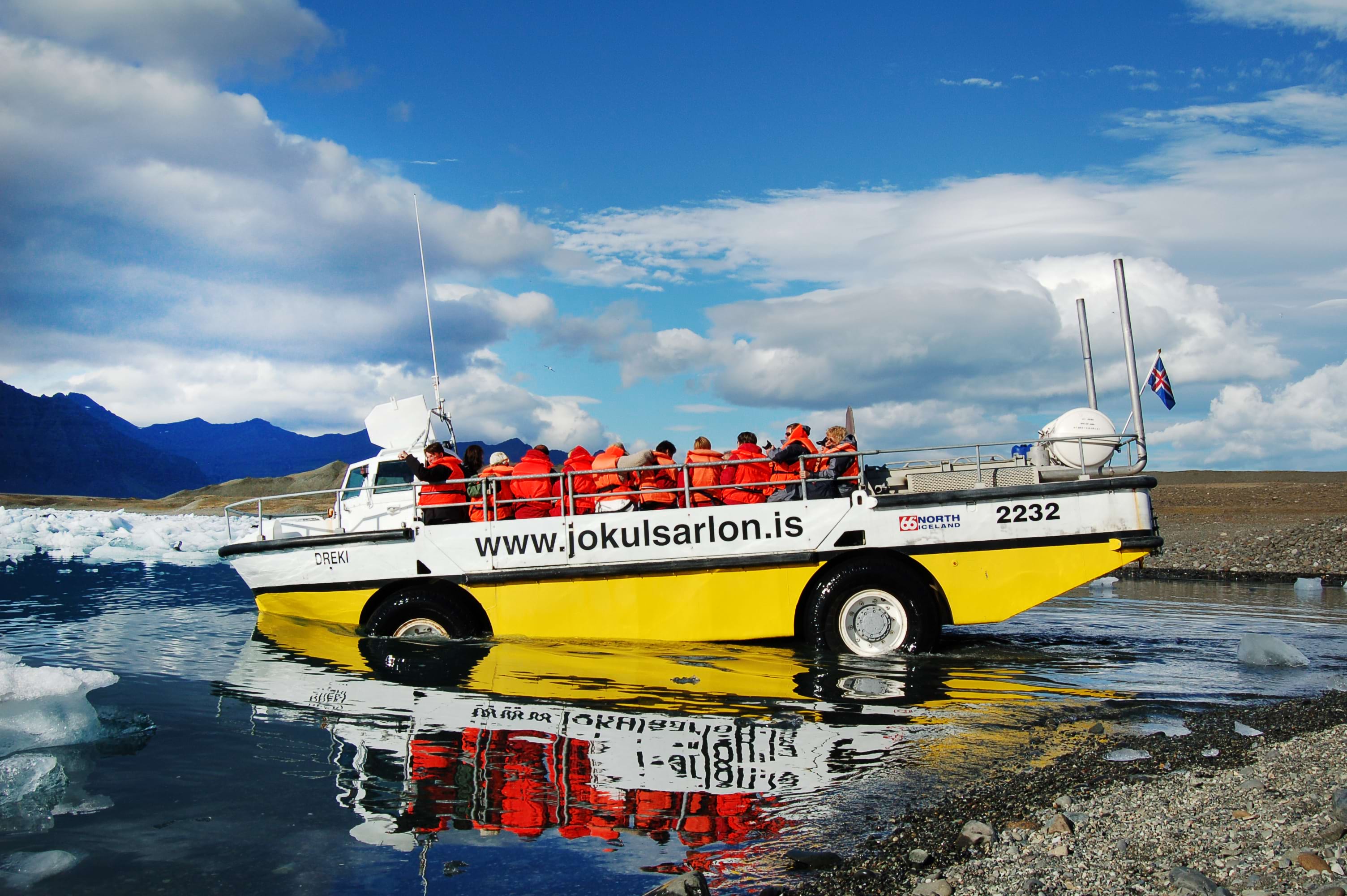 Jökúlárlon Glacier Lagoon Boat tour