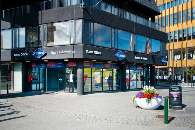 Gray Line sales office at hafnastrætti 20