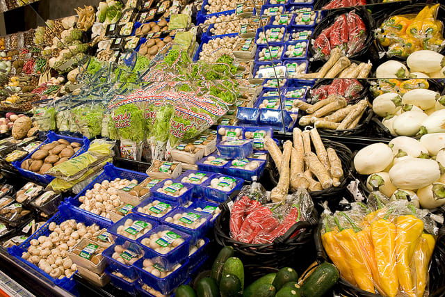 local-veggies-and-fruits-in-every-store