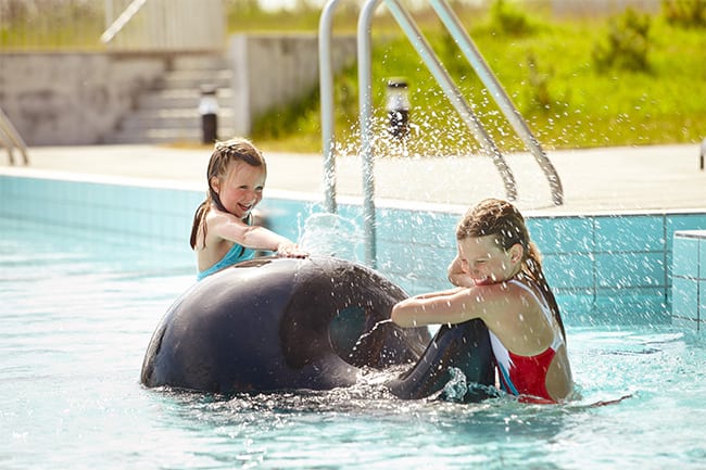 Laugarvatn-Fontana-kids-playing-in-pool-Iceland.jpg