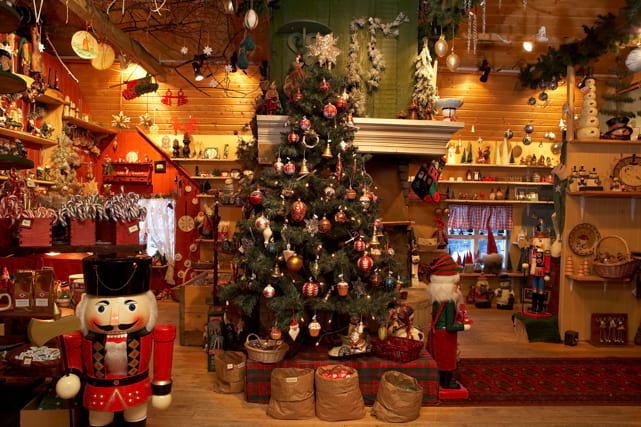 Iceland Christmas Decorations: A Festive Guide to Bringing Holiday Cheer