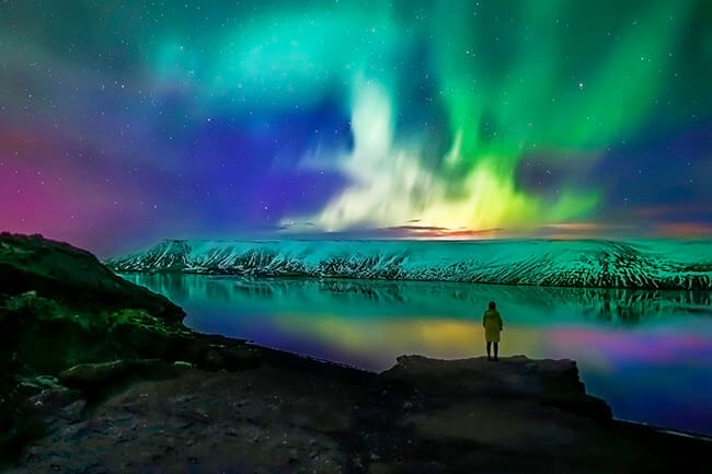 northern-lights-deluxe-in-iceland