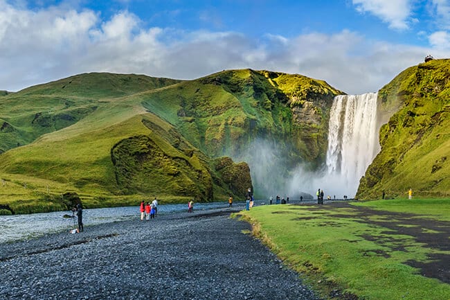 Skogafoss-Iceland.jpg