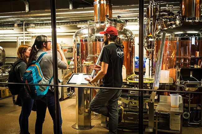 Visitors-drinking-beer-Bryggjan-BrugghusReykjavik.jpg