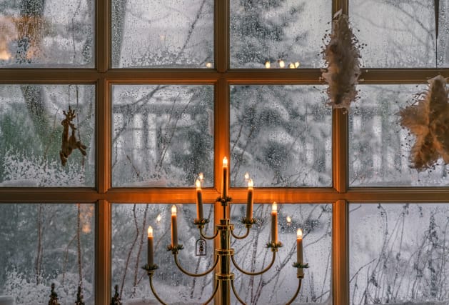 Cosy and calm holiday window in every Icelandic family